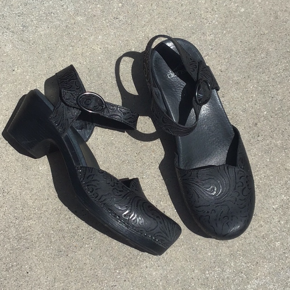 Women’s DANSKO Sam Closed Toe Sandals - Black Ankle Strap EU 38, Size 7.5-8